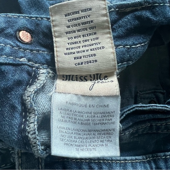 Miss me Low Rise Bootcut Jeans Size 28 (Style # JP62268) - Picture 11 of 13